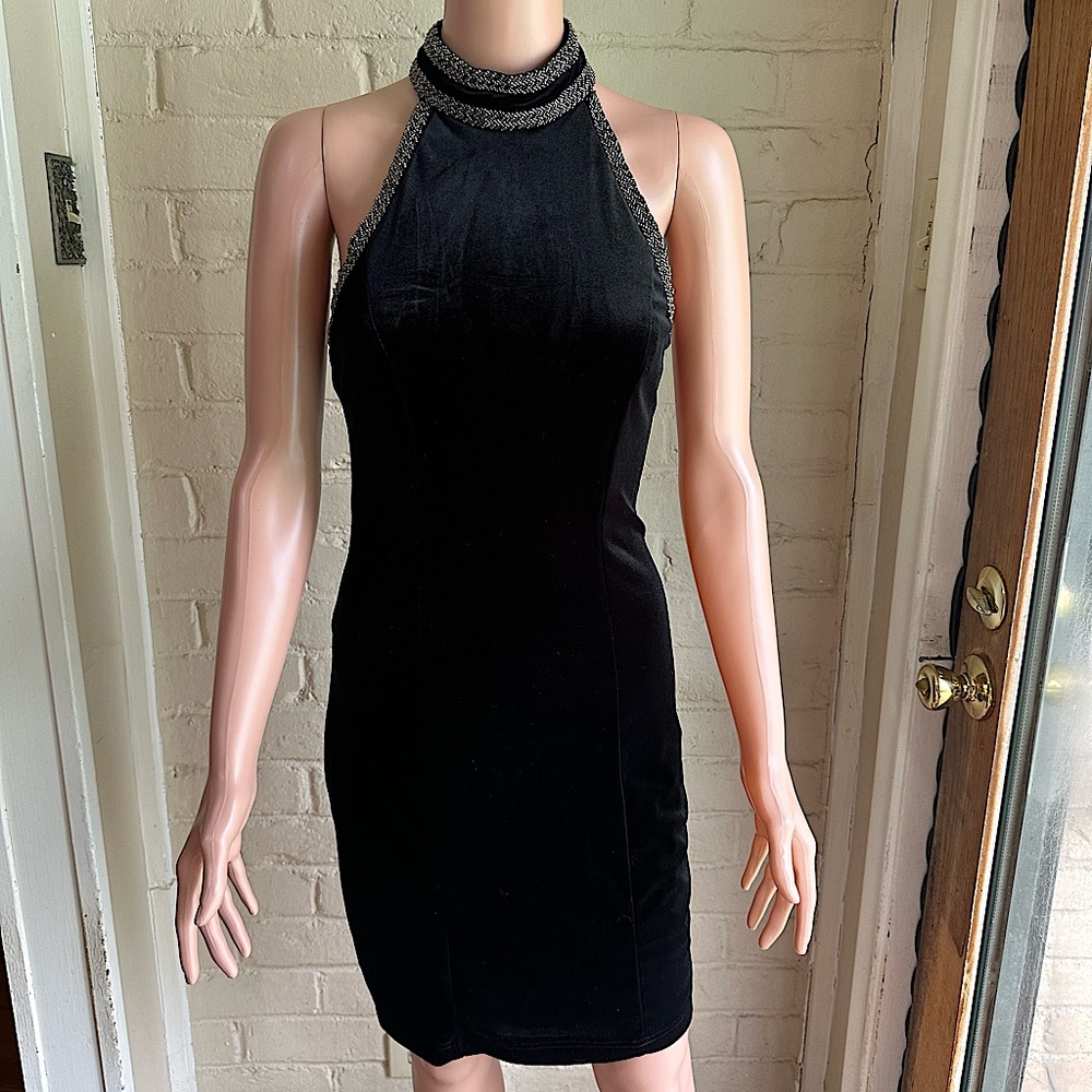 Bisou Bisou black velvet bodycon stretchy comfortable prom formal dress